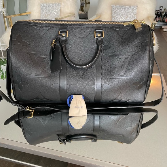 Louis Vuitton weekend bag. Out of stock online and in stores - Picture 9 of 10